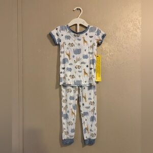 NWT Milkberry toddlers Safari pajamas sz 3T